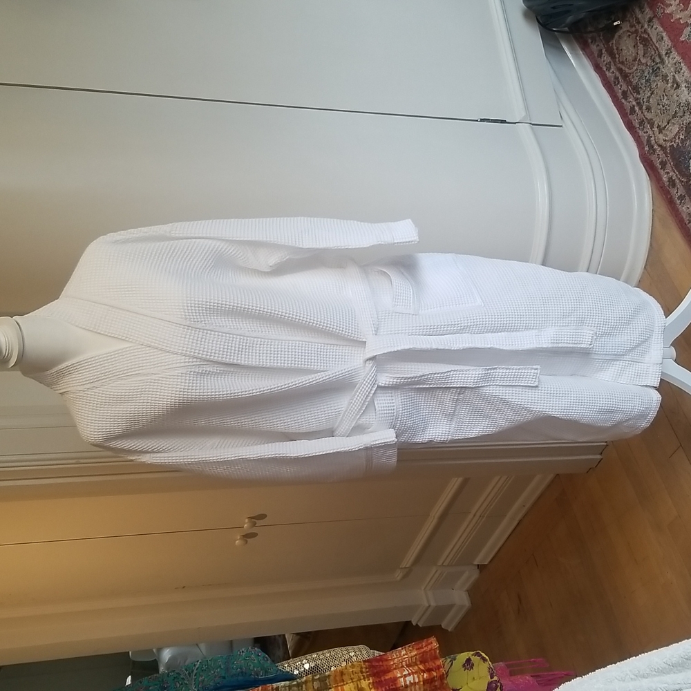 BALTIC LINEN 2pc White Bathrobe OS & Matching Slippers (10-12) NWOT
